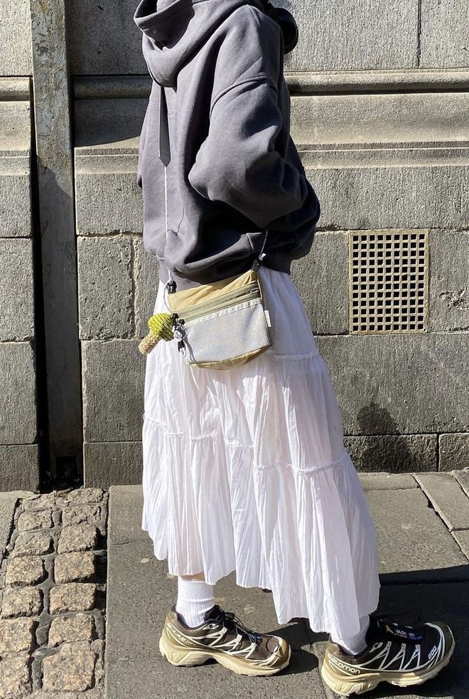 Từ xưởng kim loại đến đế chế sneaker tỷ USD: Điều gì đã biến Salomon thành hiện tượng văn hóa của năm 2025?- Ảnh 4.