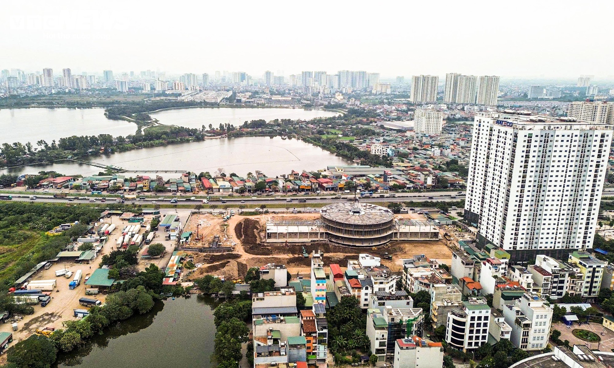 Mục sở thị bến xe khách đầu tiên của Hà Nội có hầm gửi 5.000m² sắp hoàn thành- Ảnh 11.