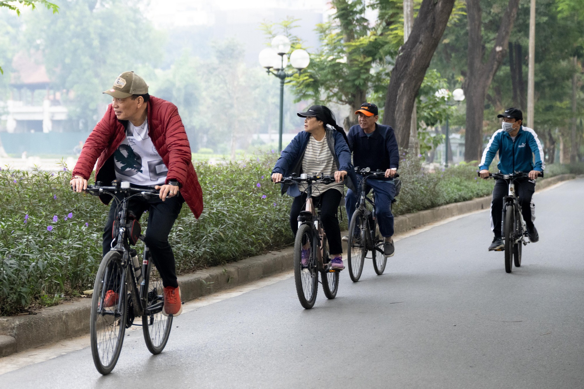 Ảnh, clip: Hà Nội thật lạ trong sáng đầu năm 2026- Ảnh 16.