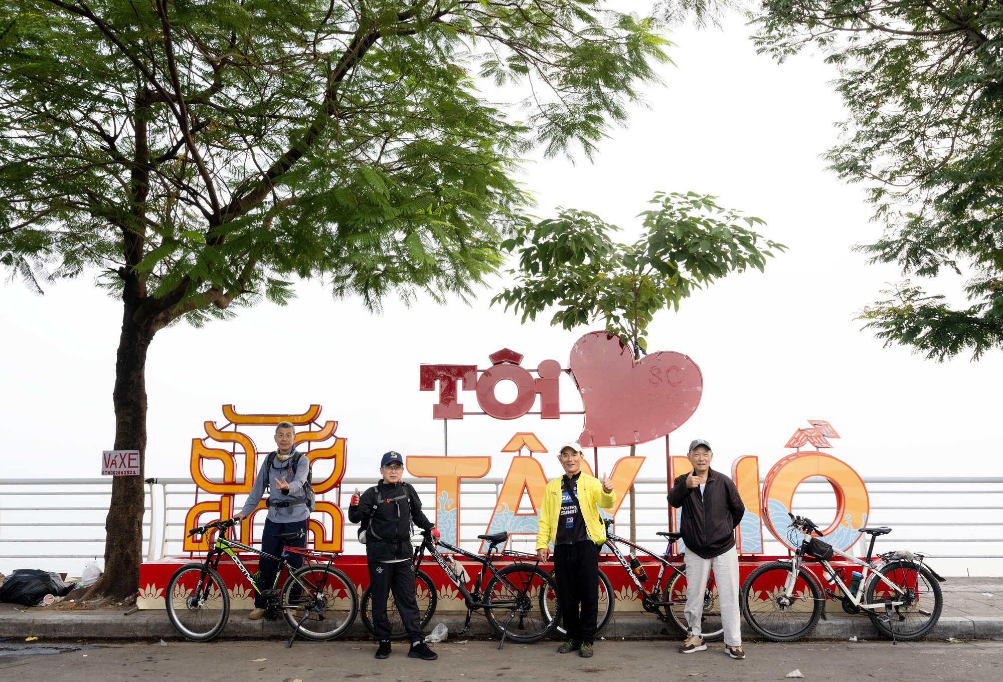 Ảnh, clip: Hà Nội thật lạ trong sáng đầu năm 2026- Ảnh 7.