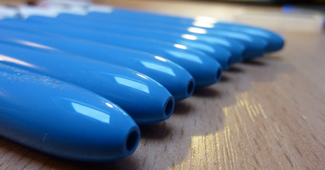 90% người dùng không biết công dụng của chiếc lỗ nhỏ trên nắp bút bi- Ảnh 2.