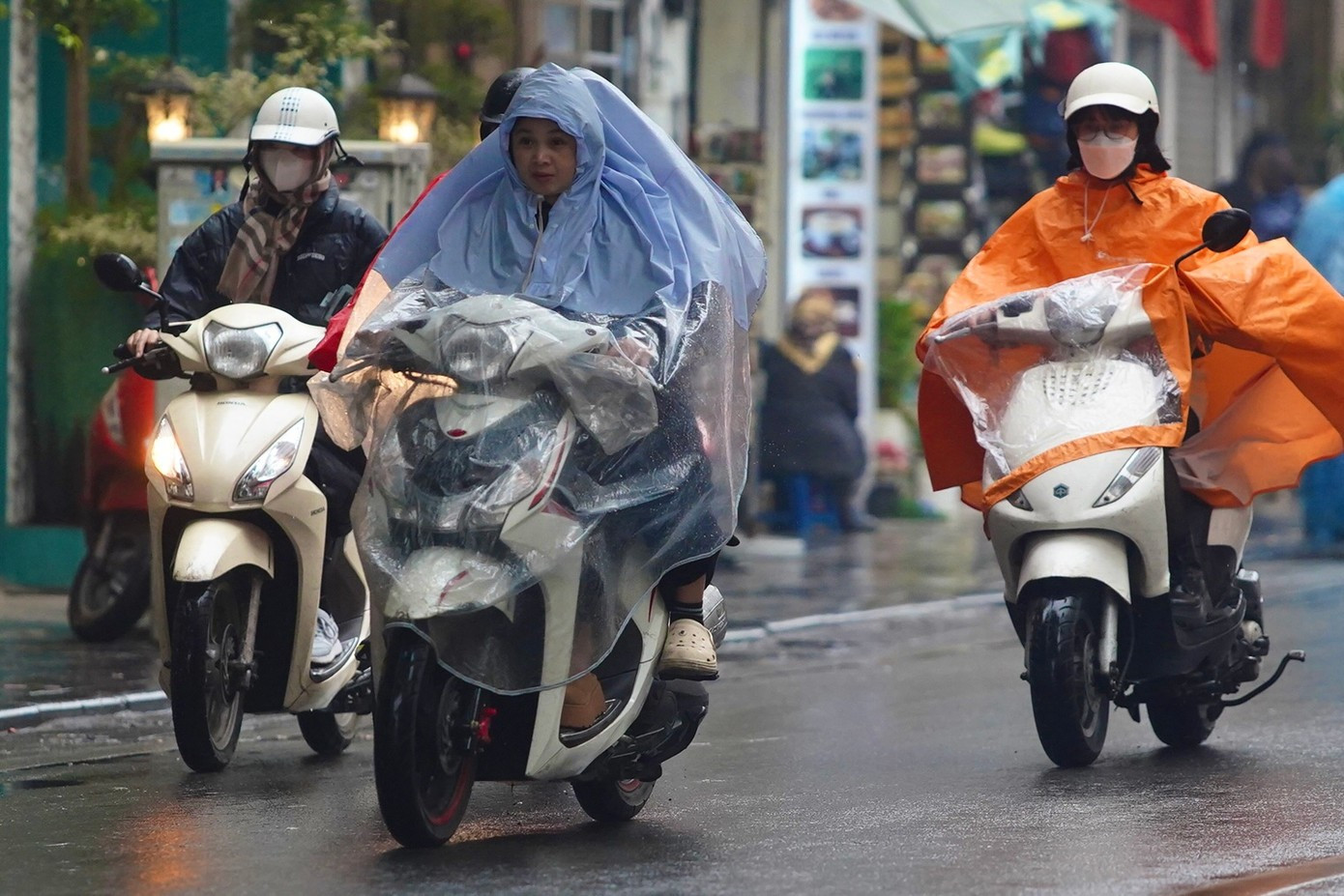 Miền Bắc đón không khí lạnh, nền nhiệt giảm sâu- Ảnh 1.