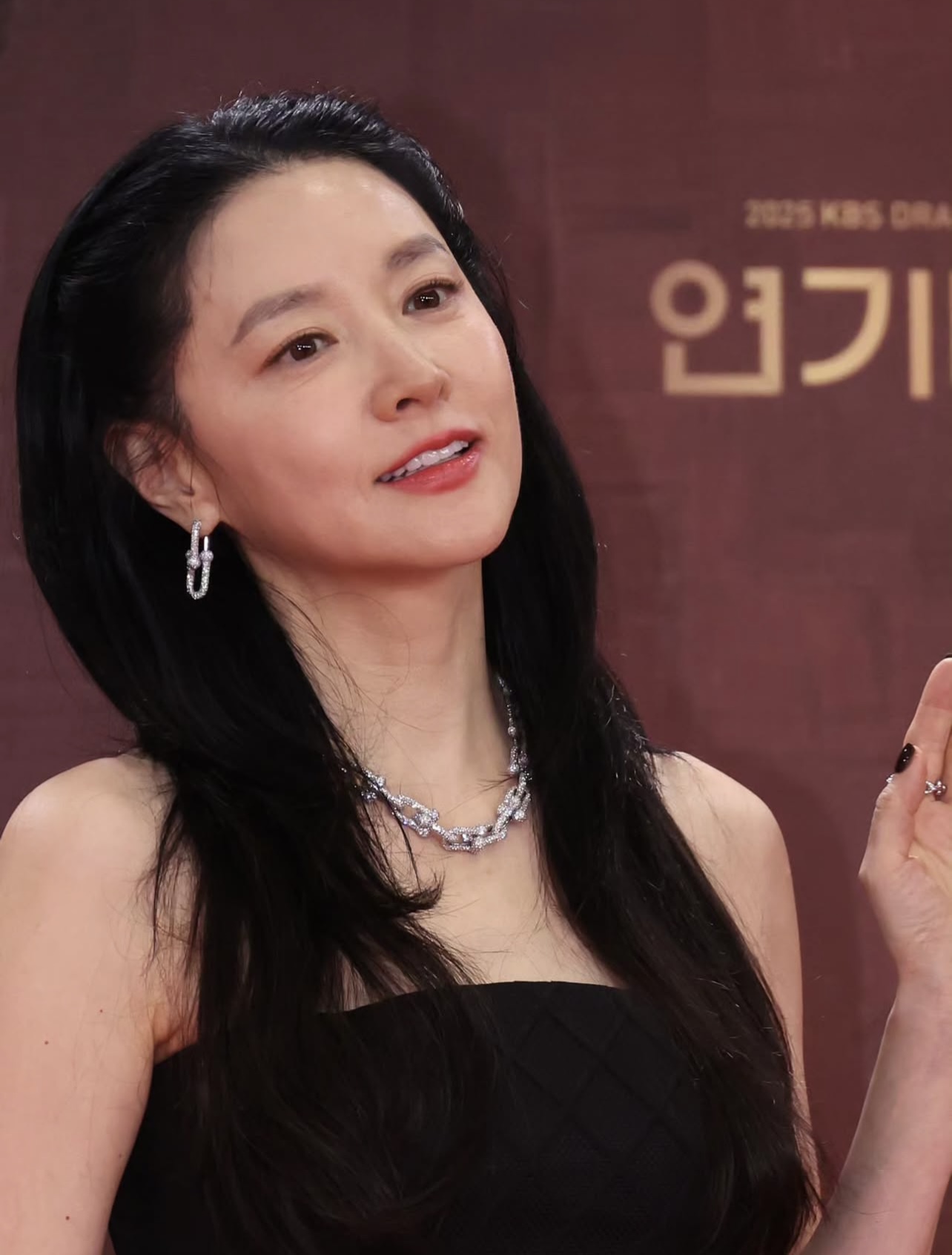 Diện mạo gây sốc của nàng Dae Jang Geum: 54 tuổi làm gì có ai trẻ thế này?- Ảnh 6.