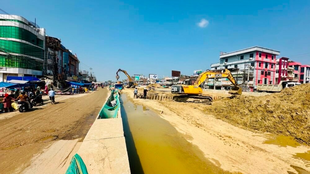 Dự án mở rộng đường 4 làn trị giá gần 3.000 tỷ đồng chậm tiến độ, bị tố lỗ nặng, nhà thầu Trung Quốc nói gì?- Ảnh 1.