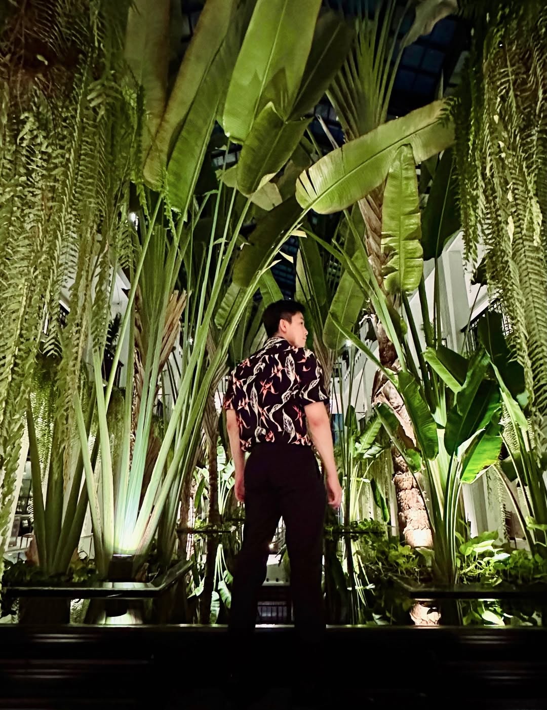 "Sống đủ lâu để thấy" Chris Khoa tung clip 11 giây, công khai điều giấu kín suốt 10 năm- Ảnh 7. "Sống đủ lâu để thấy" Chris Khoa tung clip 11 giây, công khai điều giấu kín suốt 10 năm- Ảnh 7.