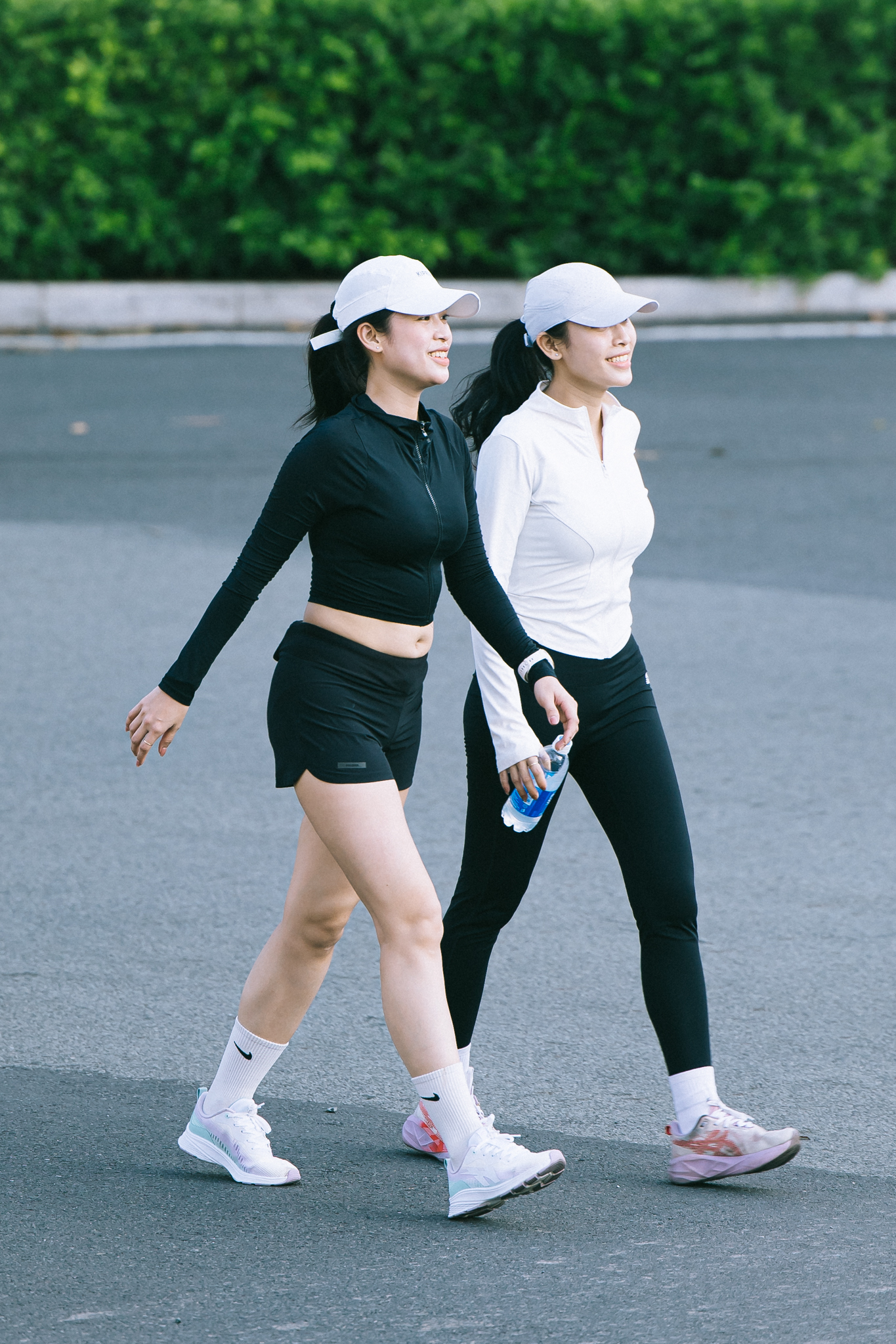 Ảnh, clip: Hà Nội và TP.HCM thật lạ trong sáng đầu năm 2026- Ảnh 29.