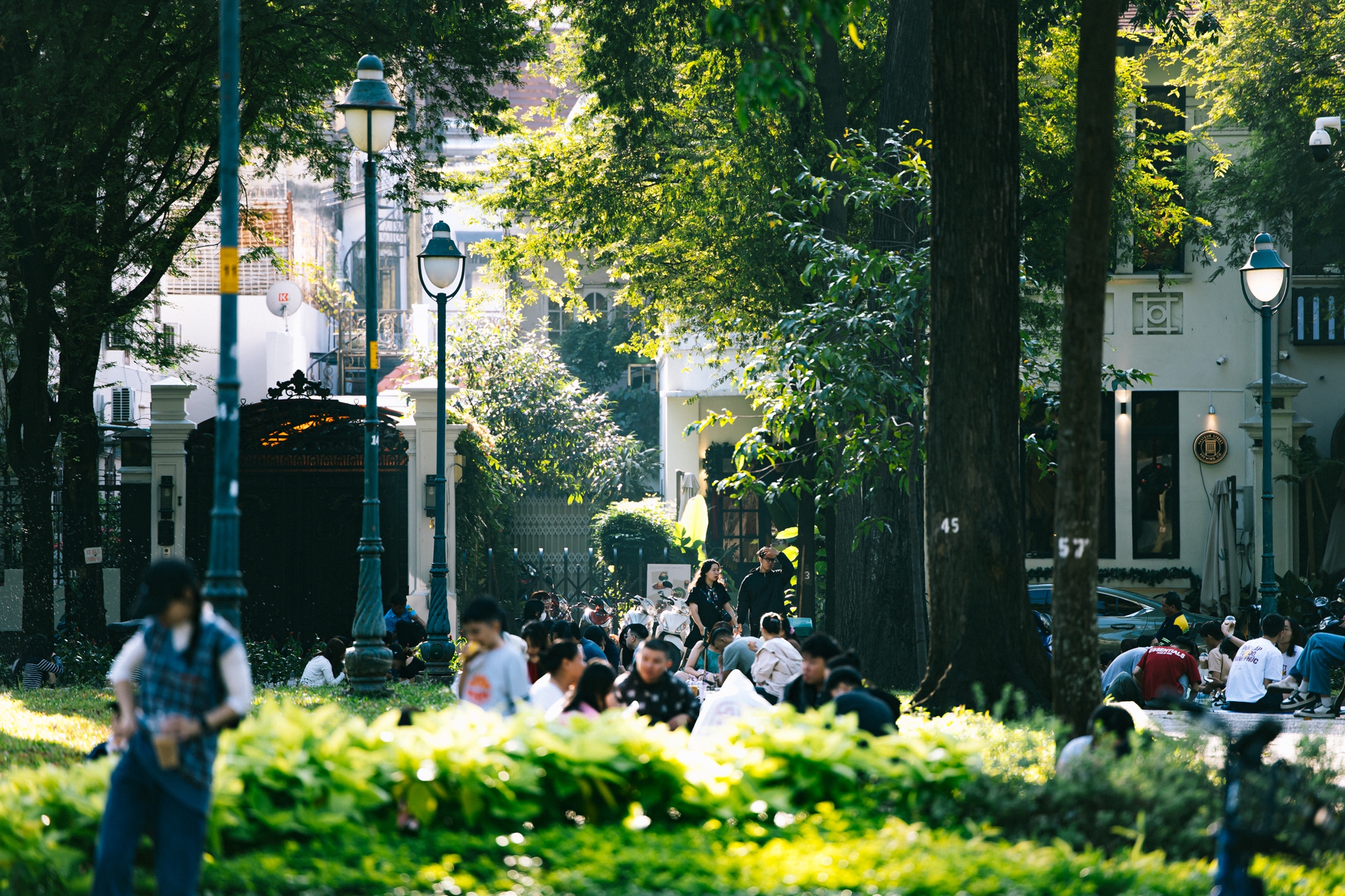 Ảnh, clip: Hà Nội và TP.HCM thật lạ trong sáng đầu năm 2026- Ảnh 24.