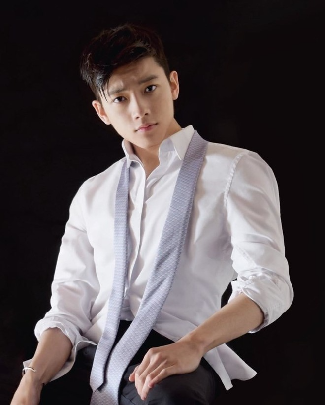 "Sống đủ lâu để thấy" Chris Khoa tung clip 11 giây, công khai điều giấu kín suốt 10 năm- Ảnh 3. "Sống đủ lâu để thấy" Chris Khoa tung clip 11 giây, công khai điều giấu kín suốt 10 năm- Ảnh 3.