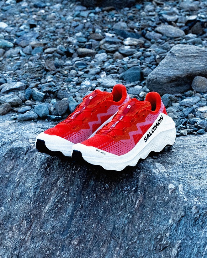 Từ xưởng kim loại đến đế chế sneaker tỷ USD: Điều gì đã biến Salomon thành hiện tượng văn hóa của năm 2025?- Ảnh 13.