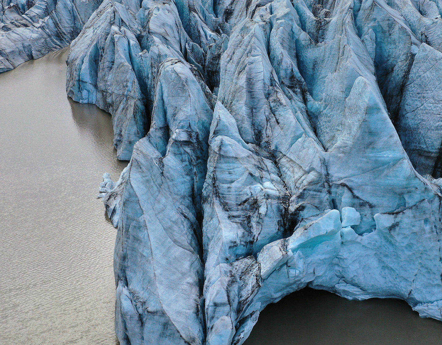 Băng tan “ đánh thức” những núi lửa nguy hiểm nhất thế giới - Ảnh 1.