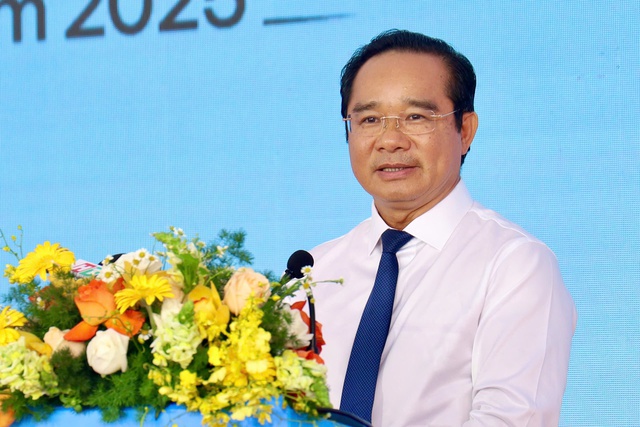 Khánh thành công trình chỉnh trang đường Lê Lợi giữa trung tâm TPHCM - Ảnh 2.