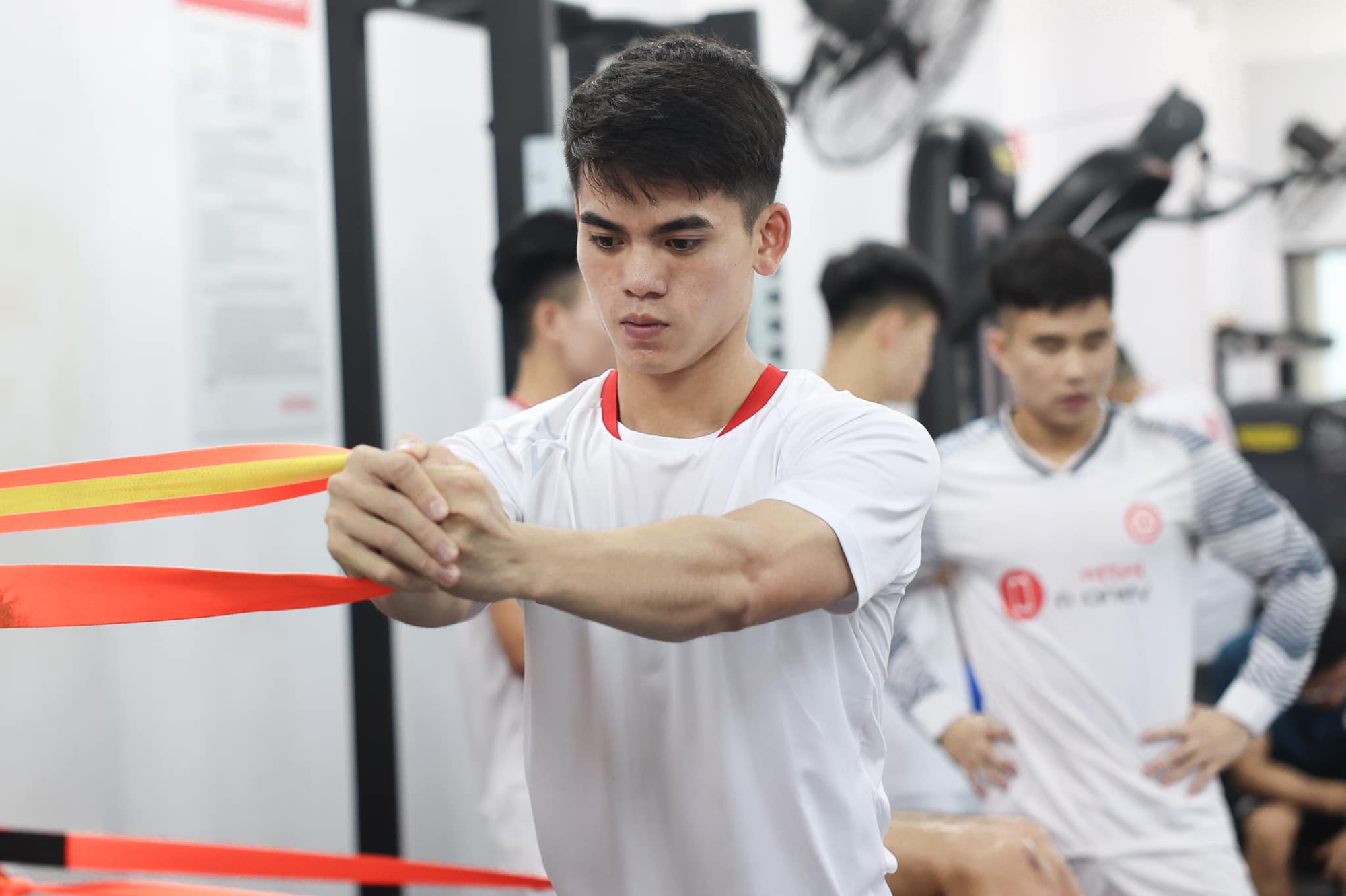 Profile đội trưởng U23 Việt Nam gây sốt U23 châu Á: Vào sân ghi bàn lạnh lùng, ngoài đời là "học sinh giỏi" có tiếng - Ảnh 14.