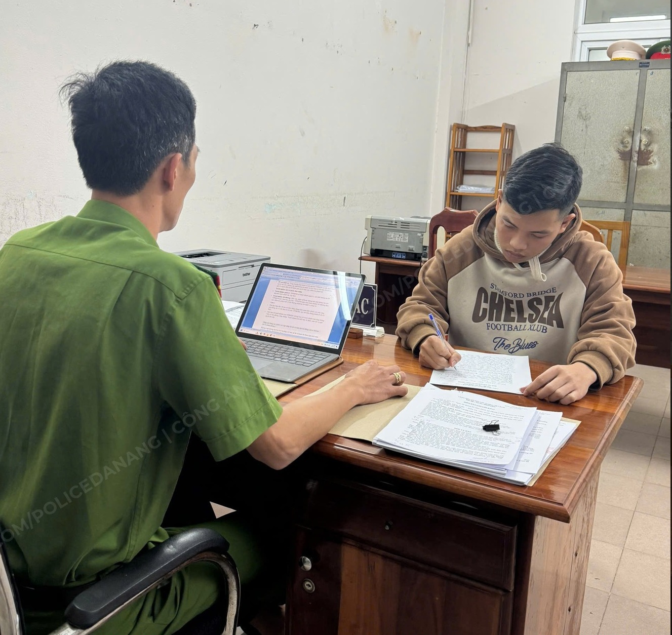 Ra lệnh bắt tạm giam Nguyễn Quang Đại SN 2003 - Ảnh 1.