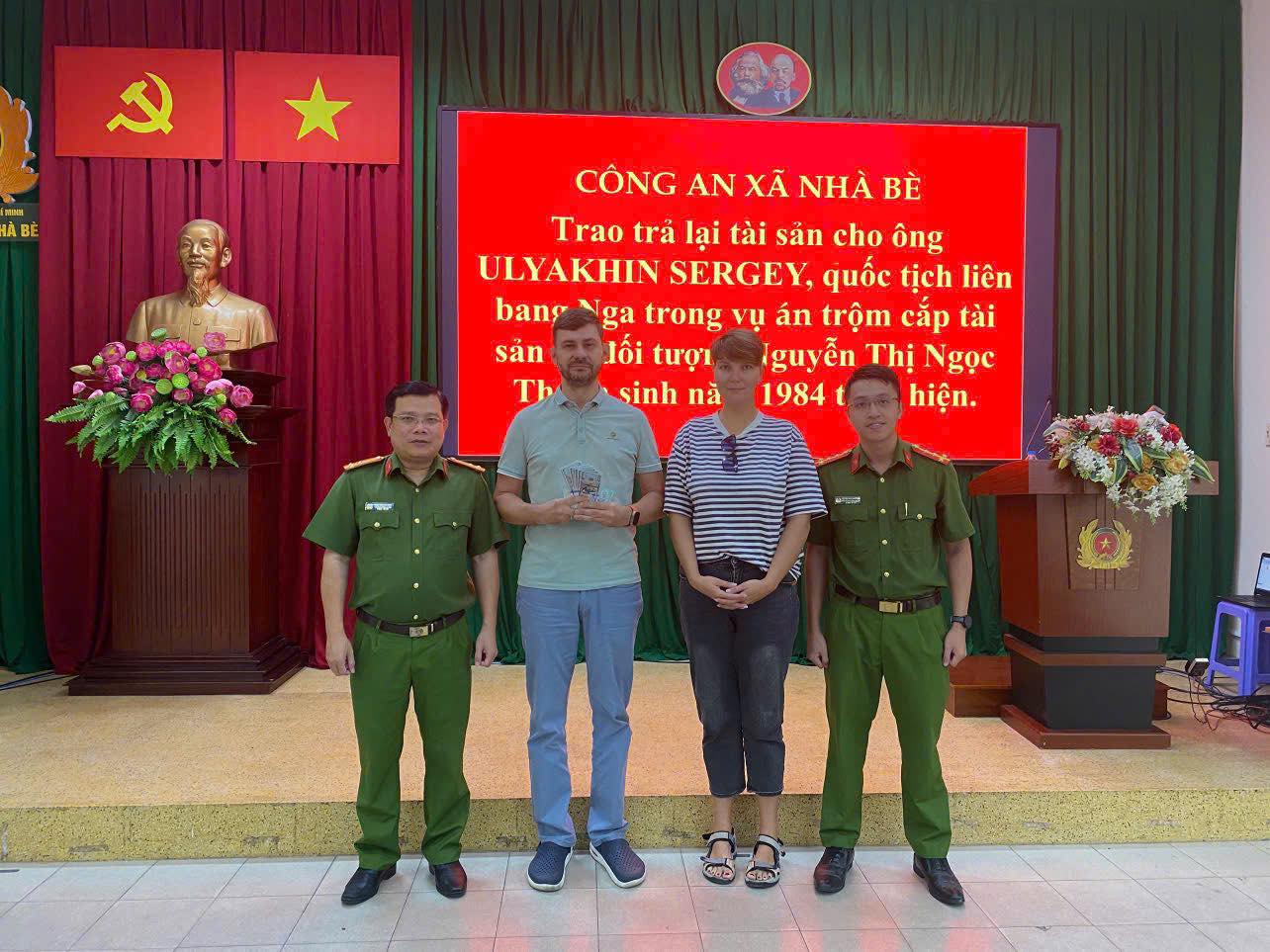 Nữ giúp việc Nguyễn Thị Ngọc Thanh trộm hàng nghìn USD của vợ chồng người Nga ở TP.HCM- Ảnh 1.