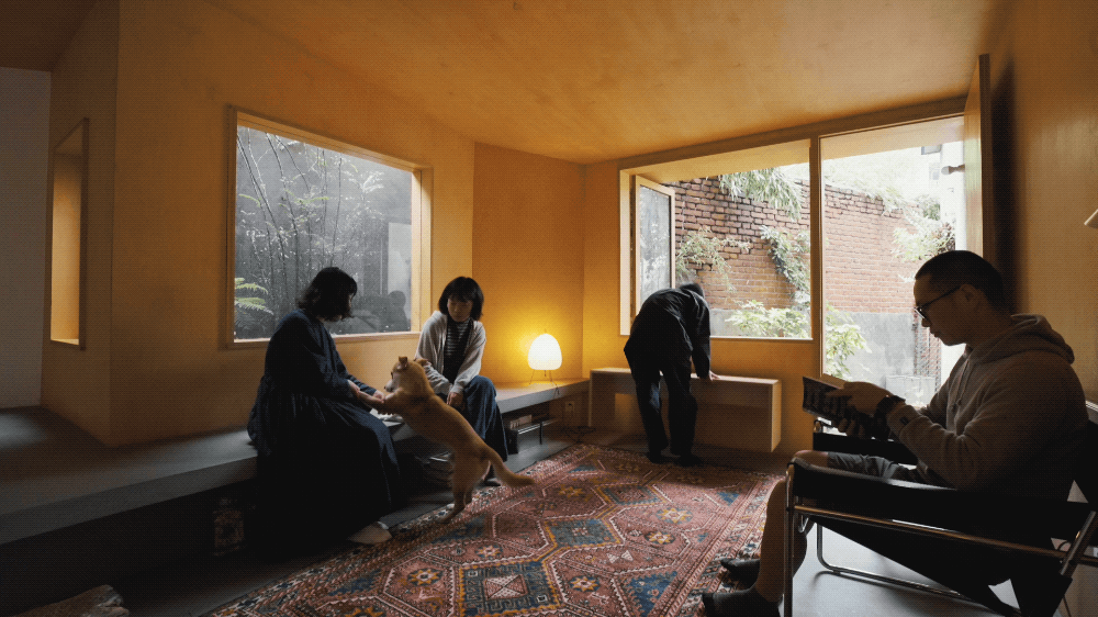 Căn hộ 46m² của đôi vợ chồng mới cưới trong nhà tập thể cũ gây sốt: Vì sao người trẻ đang “quay xe” về nhà cũ trung tâm - nhỏ nhưng đáng tiền hơn?- Ảnh 19.