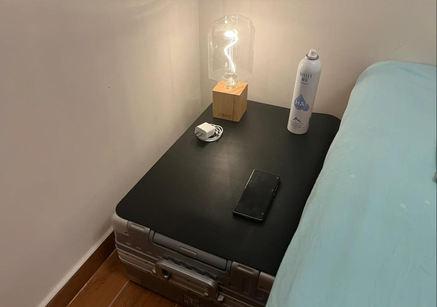 Tôi sững người trước lối sống tối giản của người phụ nữ 57 tuổi: Không phô trương, không nghèo khó - chỉ có một chiến lược tài chính bền bỉ khiến ai cũng nể- Ảnh 4.