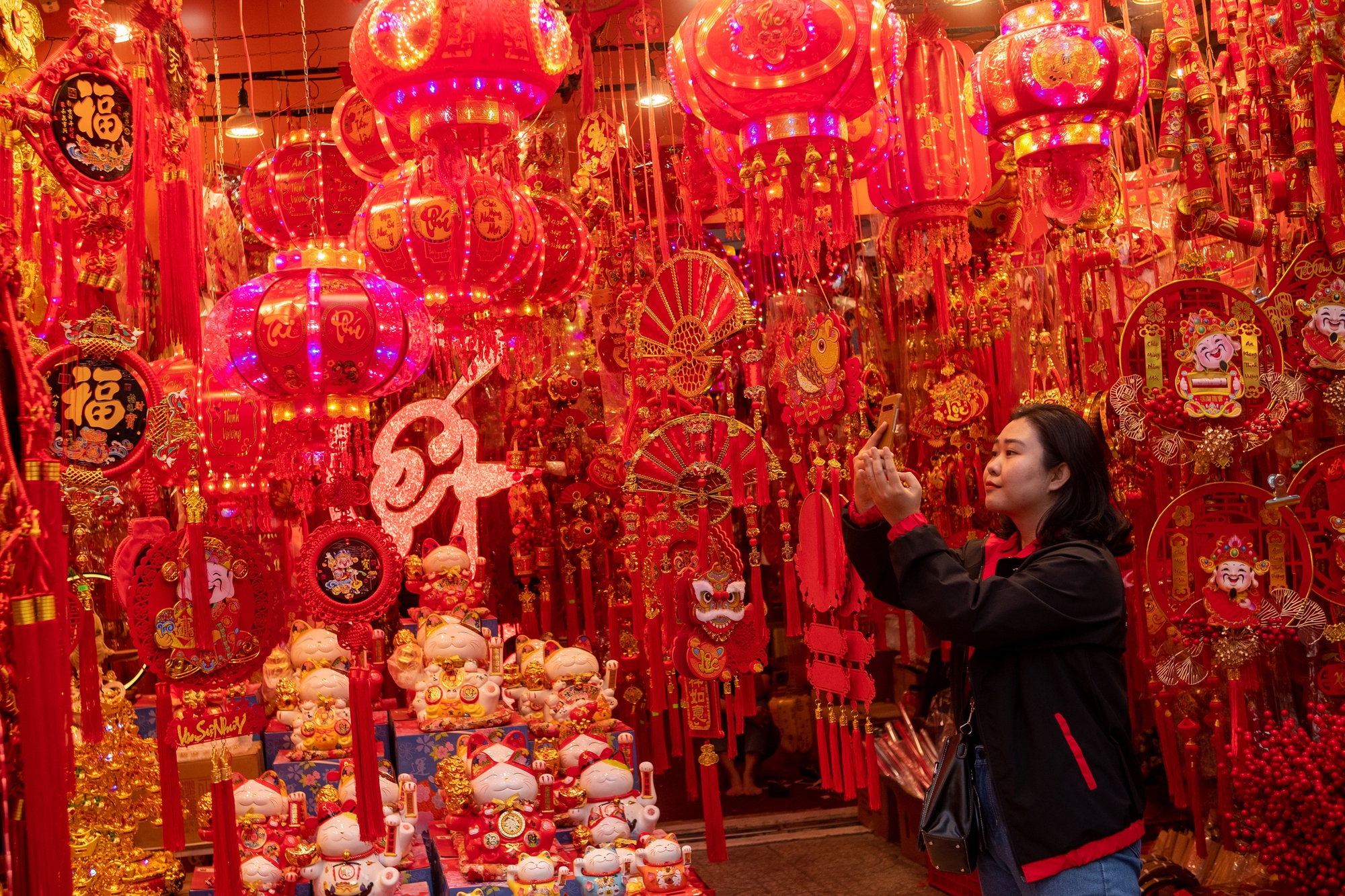 Vì sao 8 năm liền từ 2025 người Việt không được đón Giao thừa vào đúng 30 Tết?- Ảnh 1. Vì sao 8 năm liền từ 2025 người Việt không được đón Giao thừa vào đúng 30 Tết?- Ảnh 1.