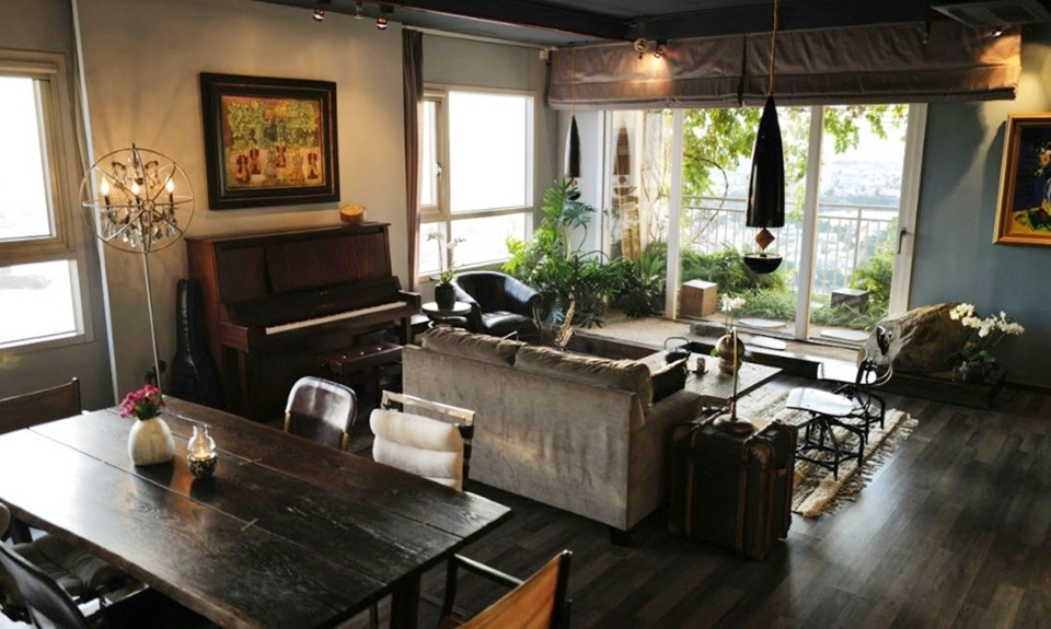 Nữ ca sĩ ở penthouse 450m2 ven sông Sài Gòn: 2 lần đổ vỡ hôn nhân, 56 tuổi được bạn trai cưng chiều- Ảnh 4.