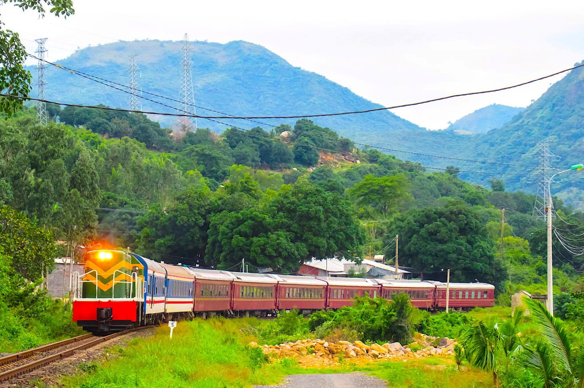 Sẽ có thêm tuyến đường sắt gần 60km, nối thẳng tới biên giới- Ảnh 1.