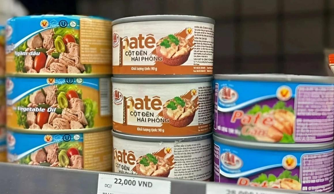 Hà Nội: Người tiêu dùng tẩy chay, siêu thị dừng bán 'patê cột đèn'- Ảnh 2.