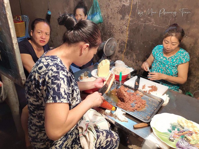 Vì sao gọi là “pate Cột Đèn”? Nơi mua chuẩn của người Hải Phòng, chỉ bán vào buổi tối ít du khách biết- Ảnh 6.