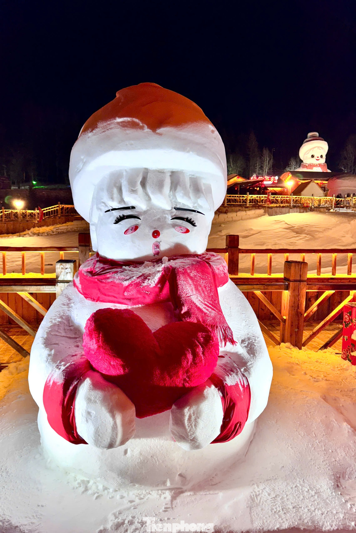 Vỡ òa cảnh siêu thực ngôi làng ở Hắc Long Giang, khách đến chỉ biết trầm trồ- Ảnh 20.