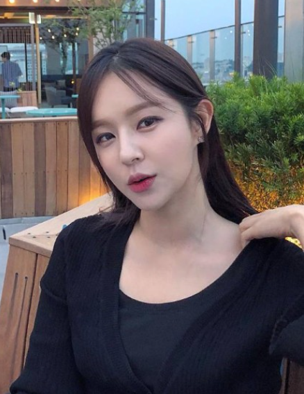 Tình trạng hôn nhân hiện tại của "hoa khôi nhà đài" cưới thiếu gia giàu có bậc nhất cả nước - Ảnh 2.