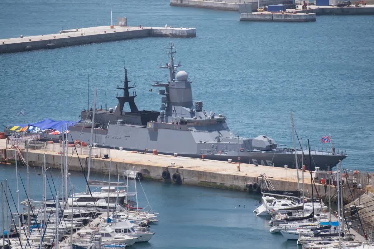 Trung Quốc, Nga và Iran bắt đầu tập trận hải quân BRICS Plus tại Nam Phi- Ảnh 1.