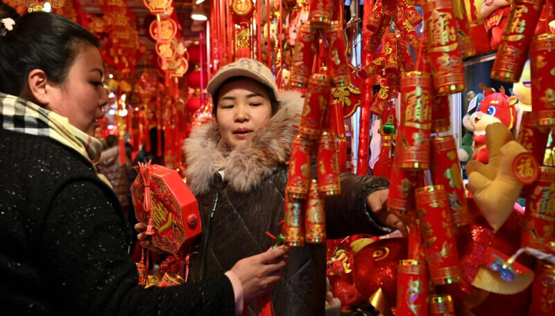 Nhà tôi tiêu 50 triệu cho Tết và phải trả giá bằng 2 tháng thắt lưng buộc bụng sau đó- Ảnh 1. Nhà tôi tiêu 50 triệu cho Tết và phải trả giá bằng 2 tháng thắt lưng buộc bụng sau đó- Ảnh 1.