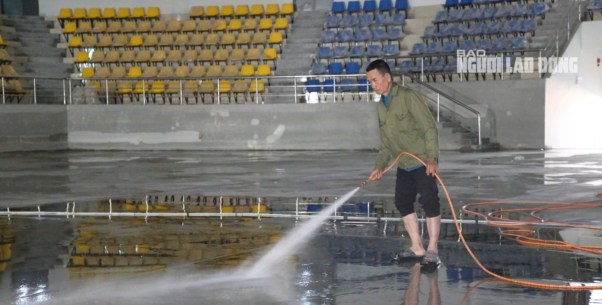 Nhà thi đấu kim cương xanh 340 tỉ đồng tại Quảng Trị thu hút sự chú ý - Ảnh 9.