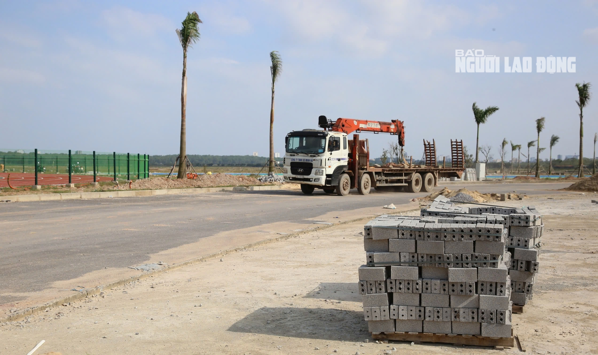 Nhà thi đấu kim cương xanh 340 tỉ đồng tại Quảng Trị thu hút sự chú ý - Ảnh 19.