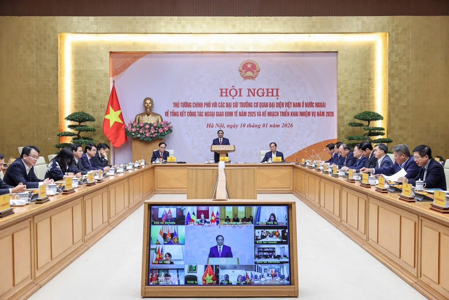 Chủ tịch CMC đề xuất xây dựng hình ảnh Việt Nam mới ra thế giới- Ảnh 2. Chủ tịch CMC đề xuất xây dựng hình ảnh Việt Nam mới ra thế giới- Ảnh 2.