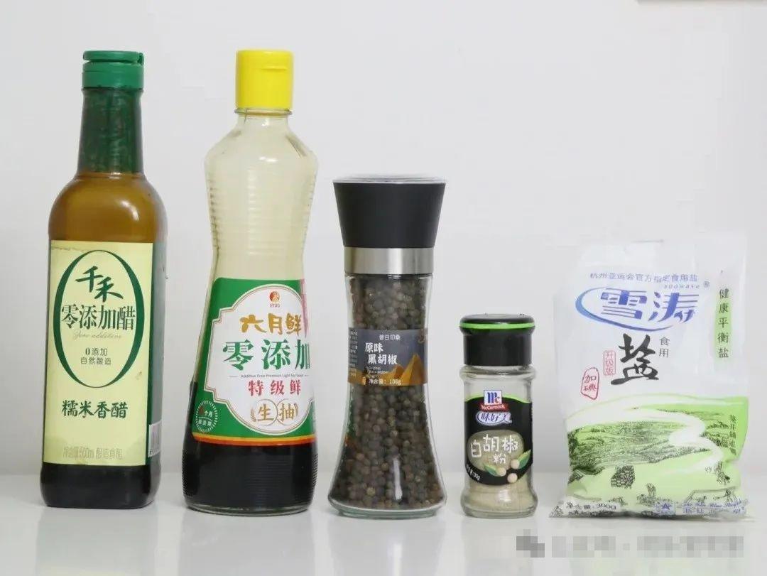 Sau 450 ngày sống tối giản, tôi dừng hẳn việc mua sắm: Chỉ dùng cho hết những gì đã tích trữ - ví tiền lần đầu được “thở” đúng nghĩa- Ảnh 3.