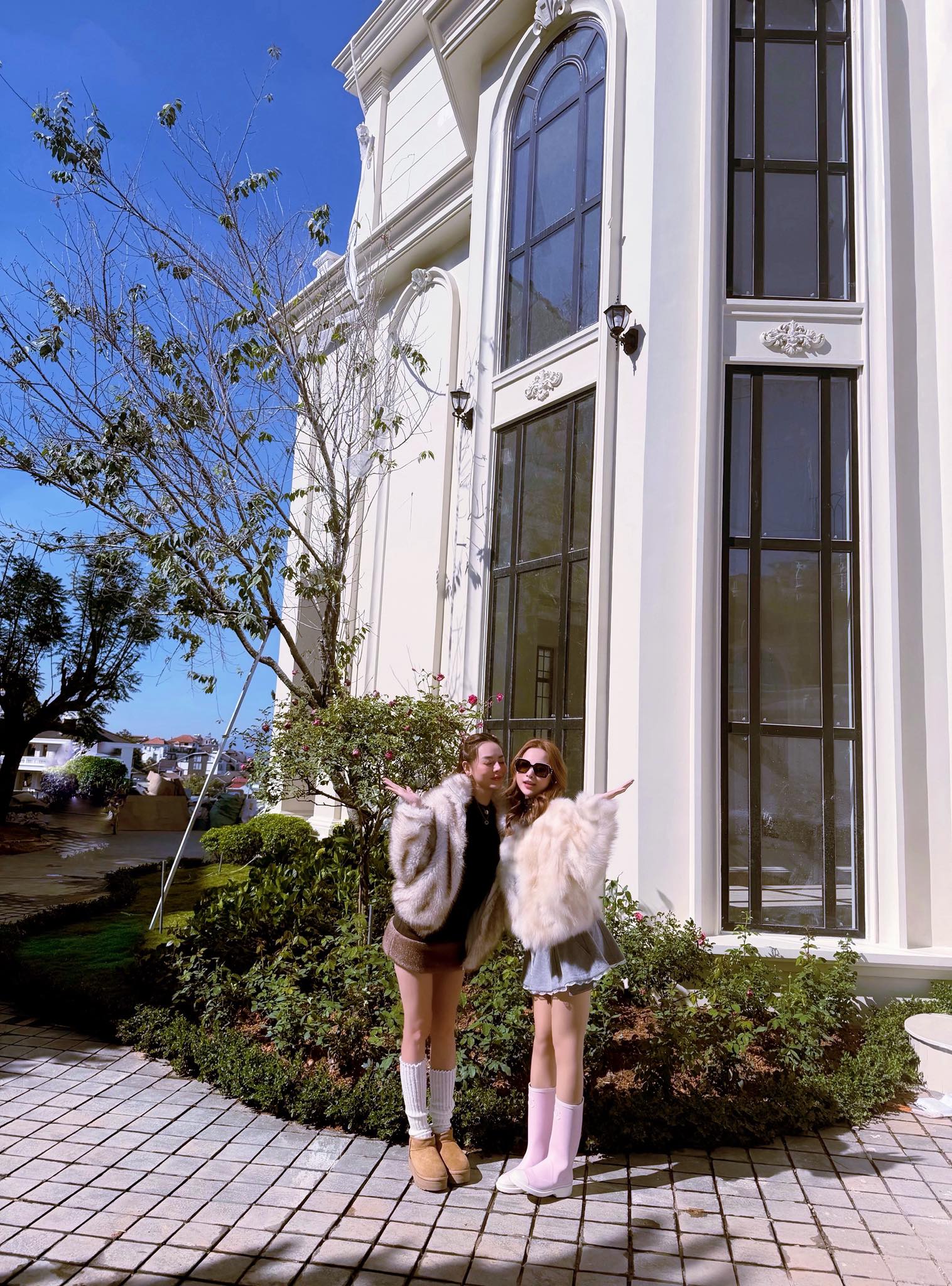 Lần đầu lộ diện căn biệt thự do Huyền Baby và bạn thân 20 năm xây để "dưỡng già" ở Đà Lạt - Ảnh 1.