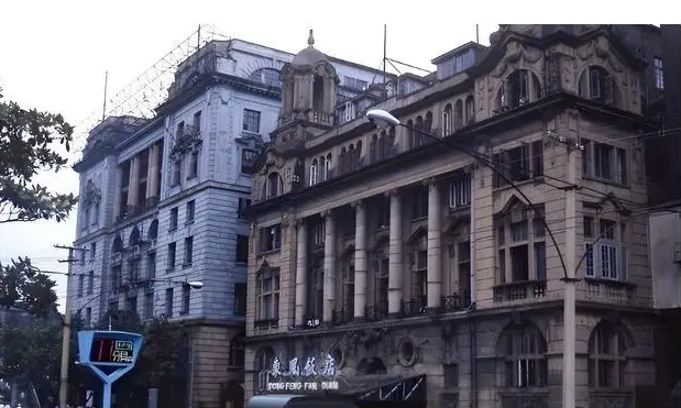 Ảnh cũ Thượng Hải thập niên 1980: Phương tiện này thống trị đường phố, có nơi 40 năm chưa hề khác - Ảnh 24.