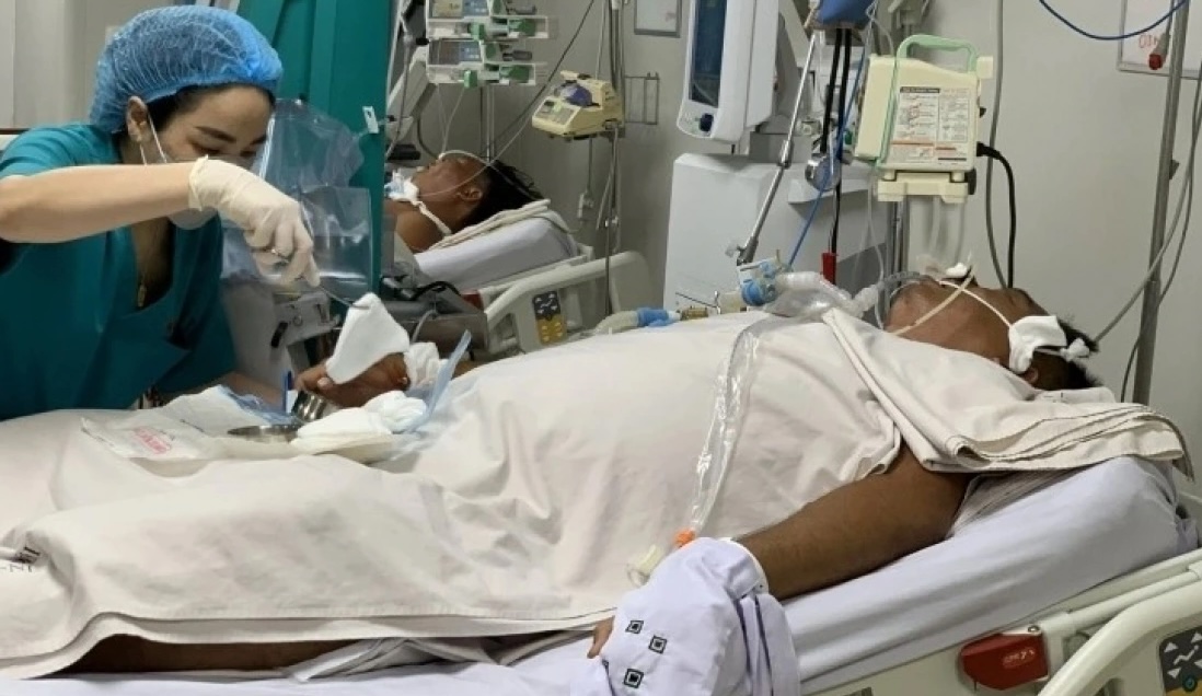 Bộ Y tế gửi công văn khẩn cho TPHCM về dịch sốt xuất huyết - Ảnh 1.