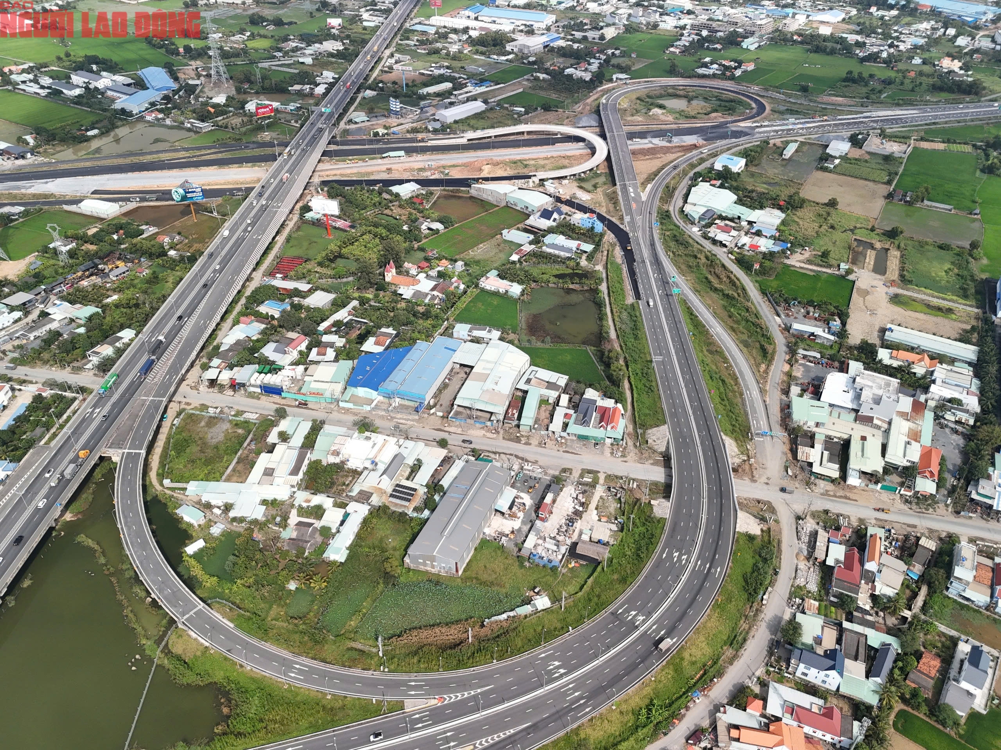 Hình hài siêu nút giao Mỹ Yên tại ba cao tốc trọng điểm phía Nam - Ảnh 6.