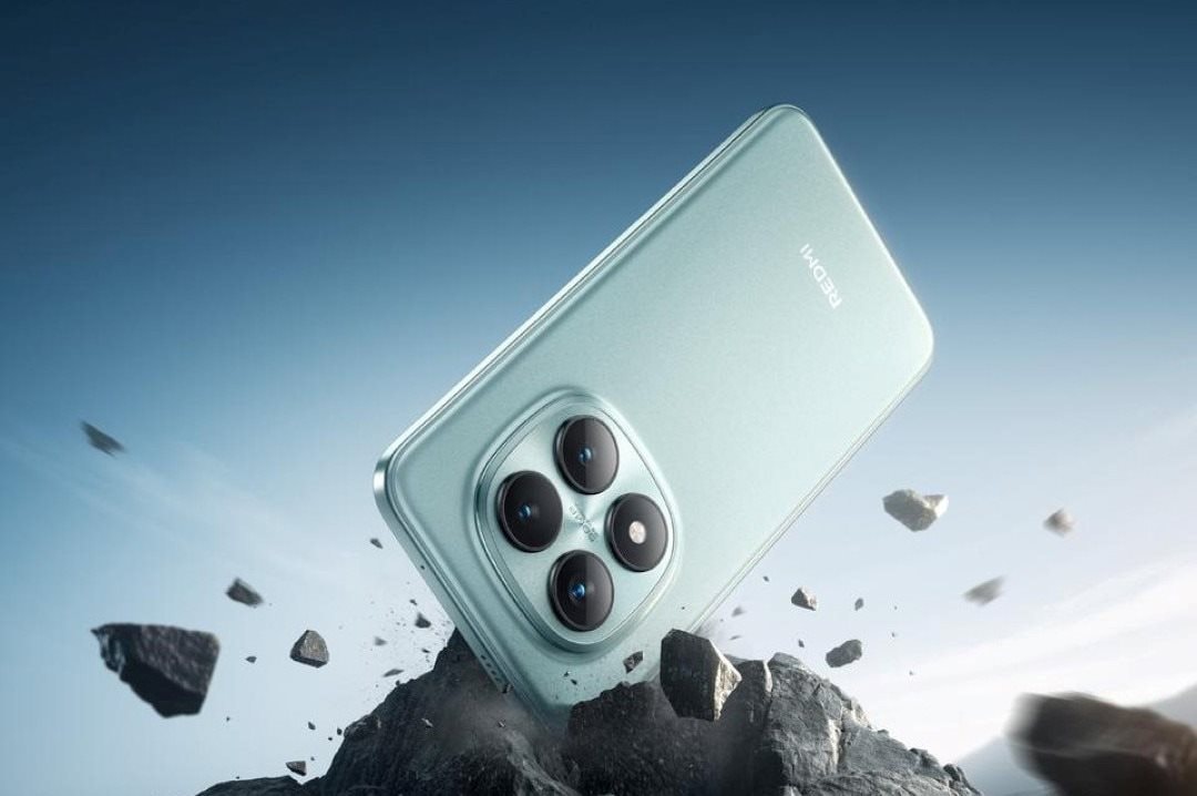 Một nhà bán lẻ 'chơi lớn' tặng gói bảo hành 4 năm cho người mua mẫu điện thoại Xiaomi này - Ảnh 1.