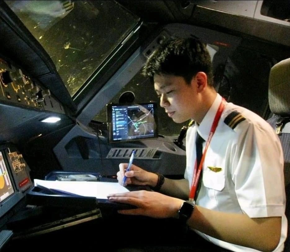 Trang Thông tin chính phủ bất ngờ gọi tên Vietjet- Ảnh 2.