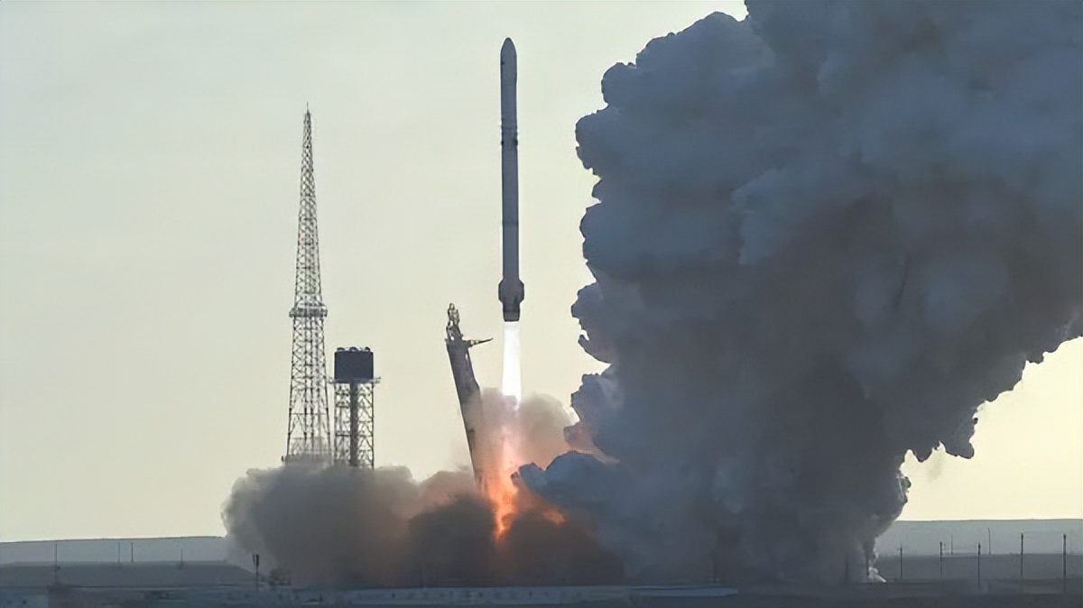 Một vụ nổ lớn xảy ra ở sa mạc Gobi: Dù đã rất nỗ lực nhưng Trung Quốc vẫn chưa thể thắng Elon Musk- Ảnh 2.