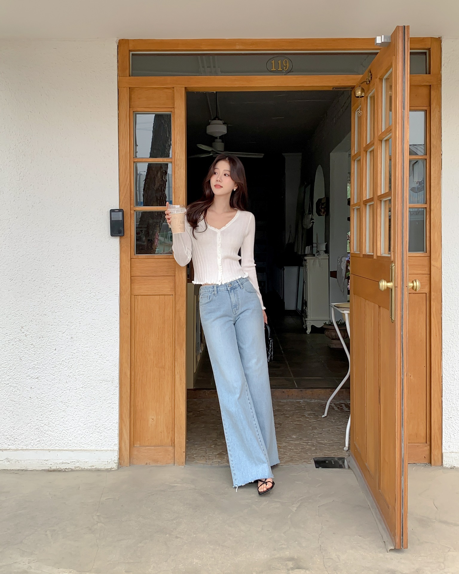 "Quần nào giày nấy" mới là đỉnh cao phối đồ: 4 combo không chỉ tôn dáng mà còn sành điệu- Ảnh 6.