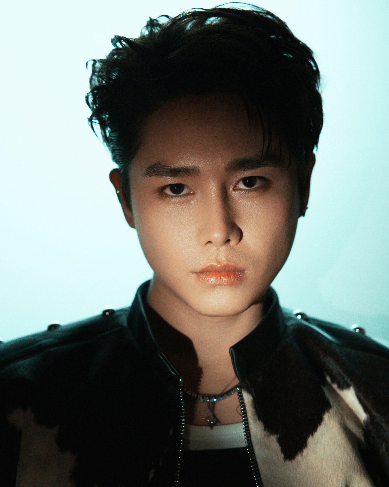 Nhạc sĩ Việt “bỏ túi” 4 tỷ tiền tác quyền: Có sản phẩm vươn tầm quốc tế, cứ ra nhạc là hot MXH xứ Trung?- Ảnh 2. Nhạc sĩ Việt “bỏ túi” 4 tỷ tiền tác quyền: Có sản phẩm vươn tầm quốc tế, cứ ra nhạc là hot MXH xứ Trung?- Ảnh 2.