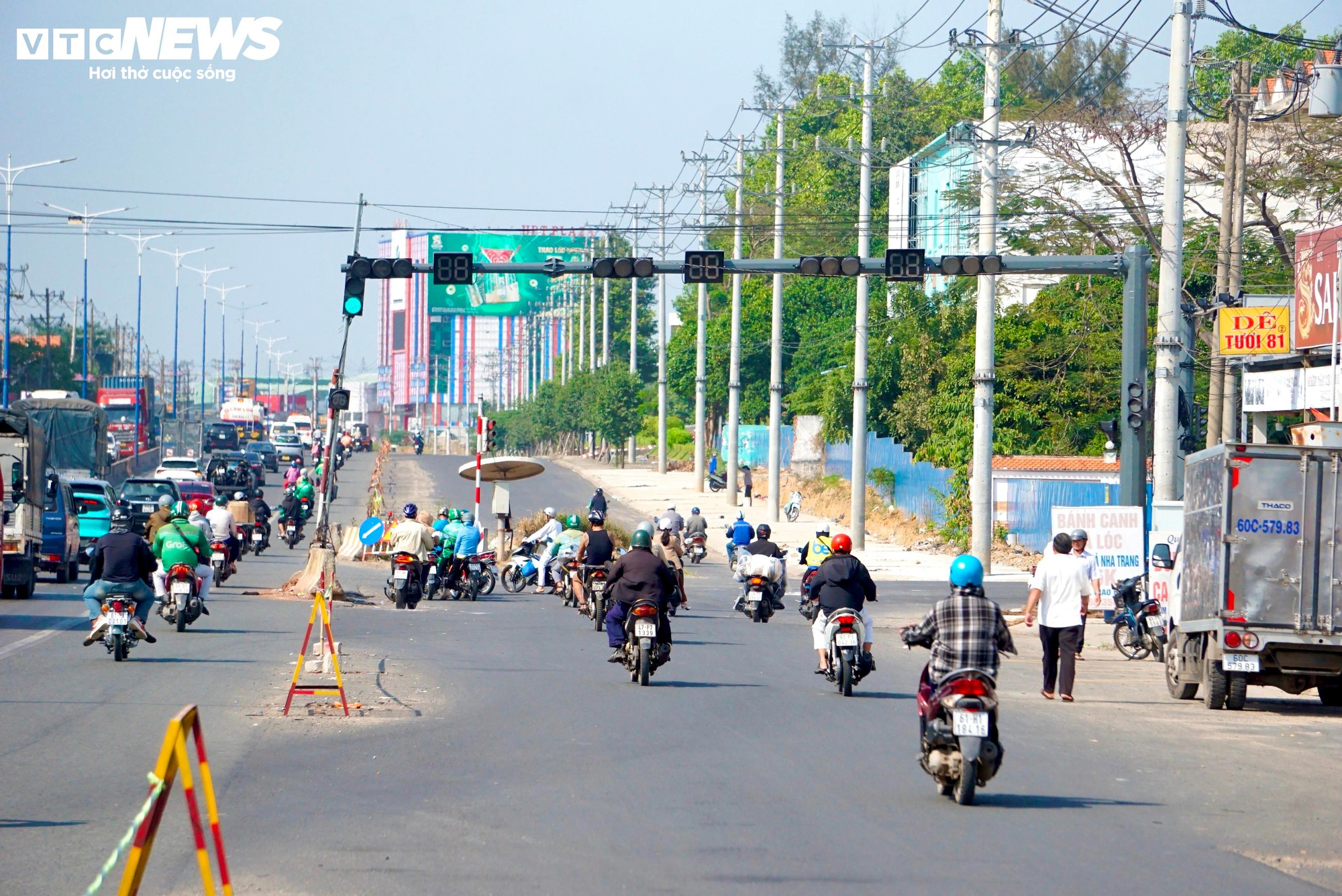 Diện mạo dự án mở rộng Quốc lộ 13 đoạn qua Bình Dương cũ sau 4 năm thi công- Ảnh 14.