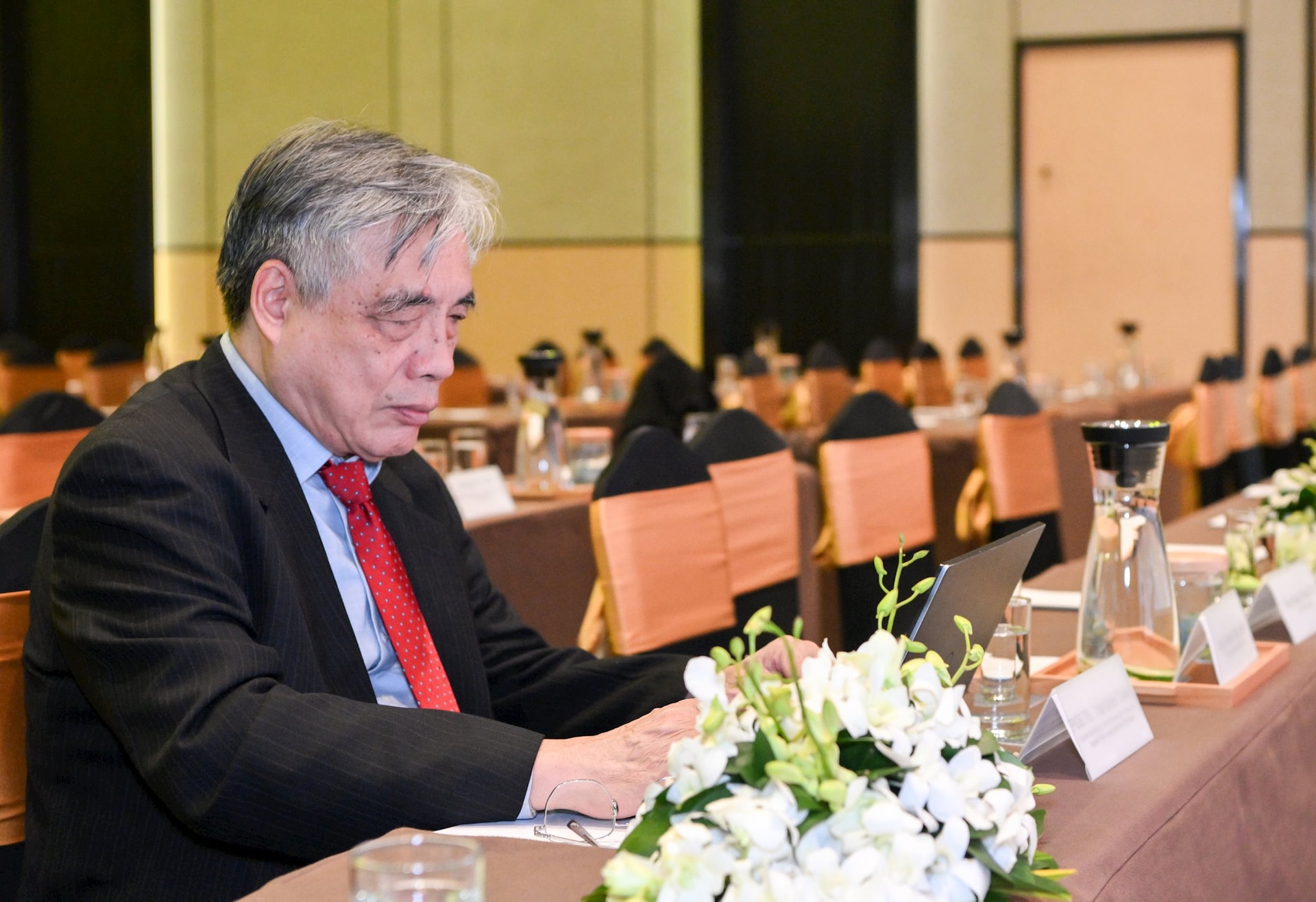 Dàn "khách VIP" tham dự Lễ vinh danh FChoice 2025 và "hiến kế" nắm bắt cơ hội đầu tư trong năm 2026- Ảnh 4.