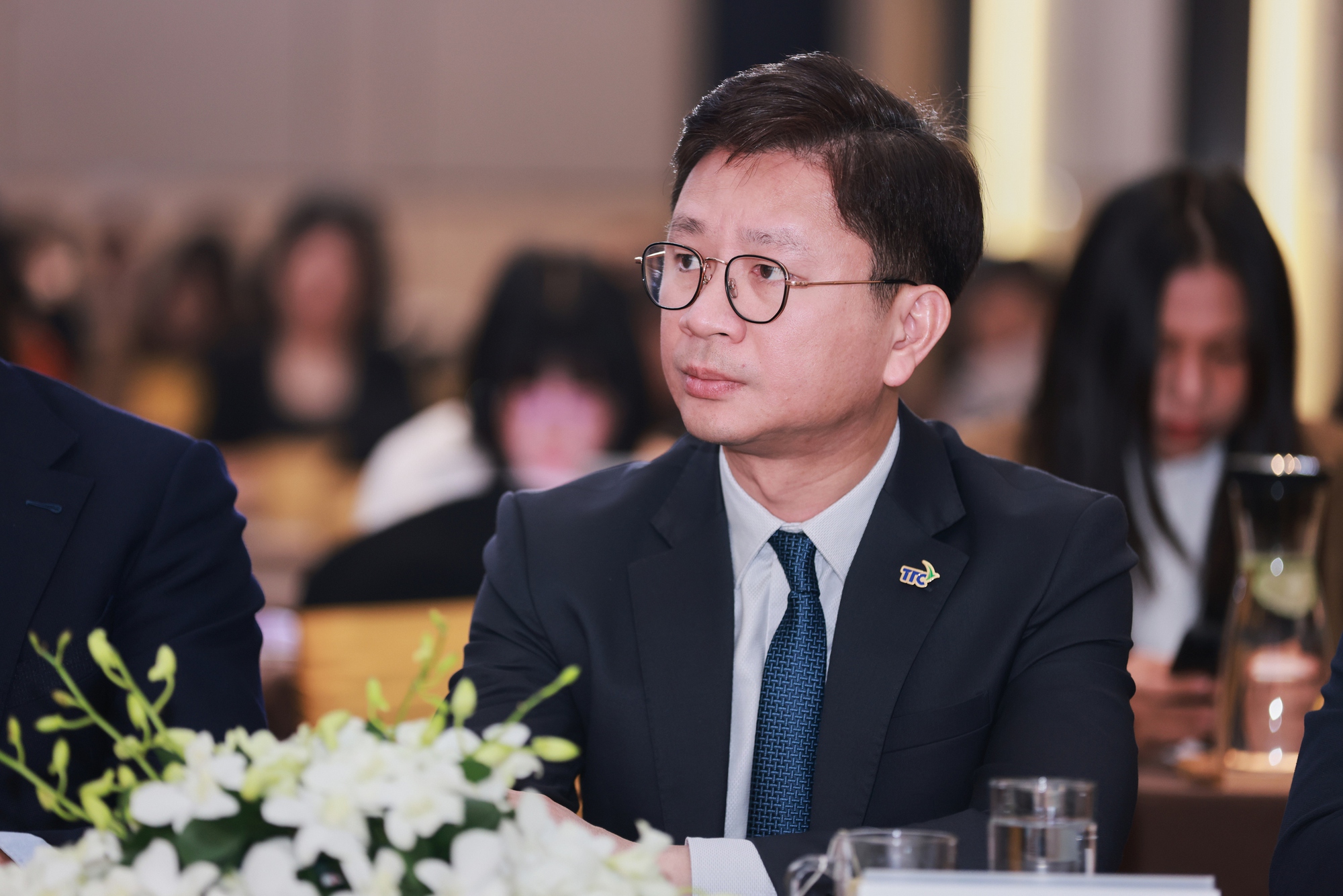 Nhiều Lãnh Đạo Ngân Hàng, Chuyên Gia Kinh Tế Tham Dự Fchoice 2025 - Ảnh 6.