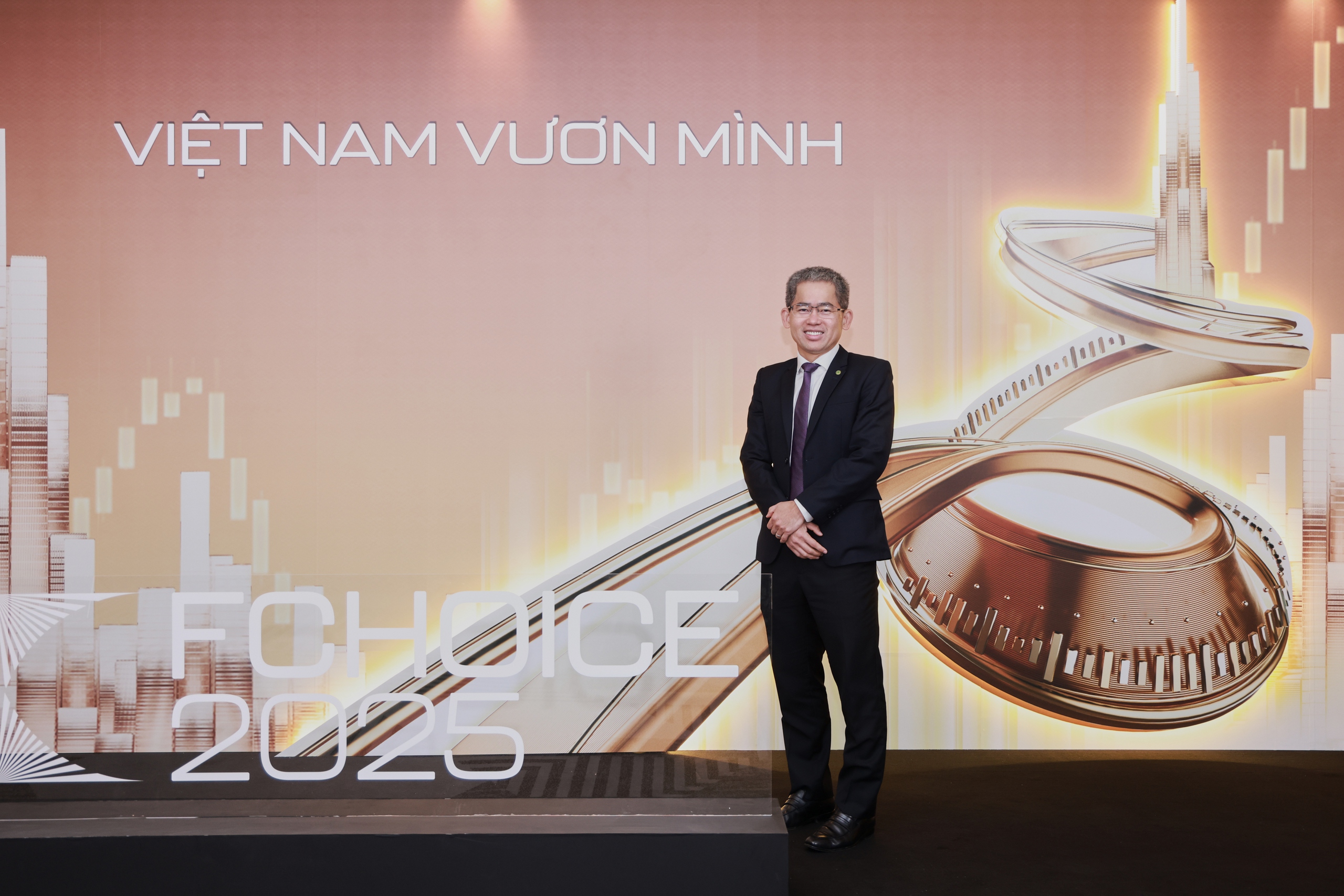 Dàn "khách VIP" tham dự Lễ vinh danh FChoice 2025 và "hiến kế" nắm bắt cơ hội đầu tư trong năm 2026 - Ảnh 12.