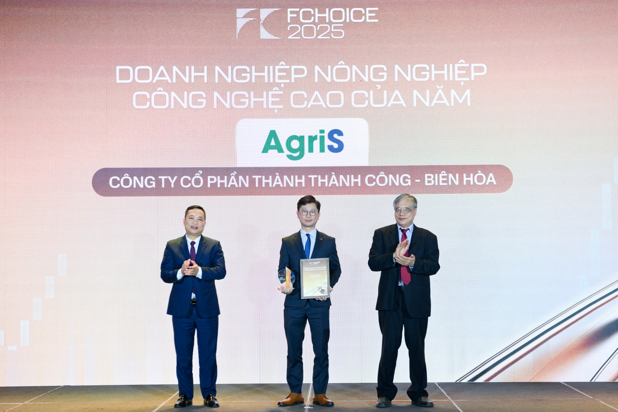 Lễ vinh danh FChoice 2025 - Ảnh 7.