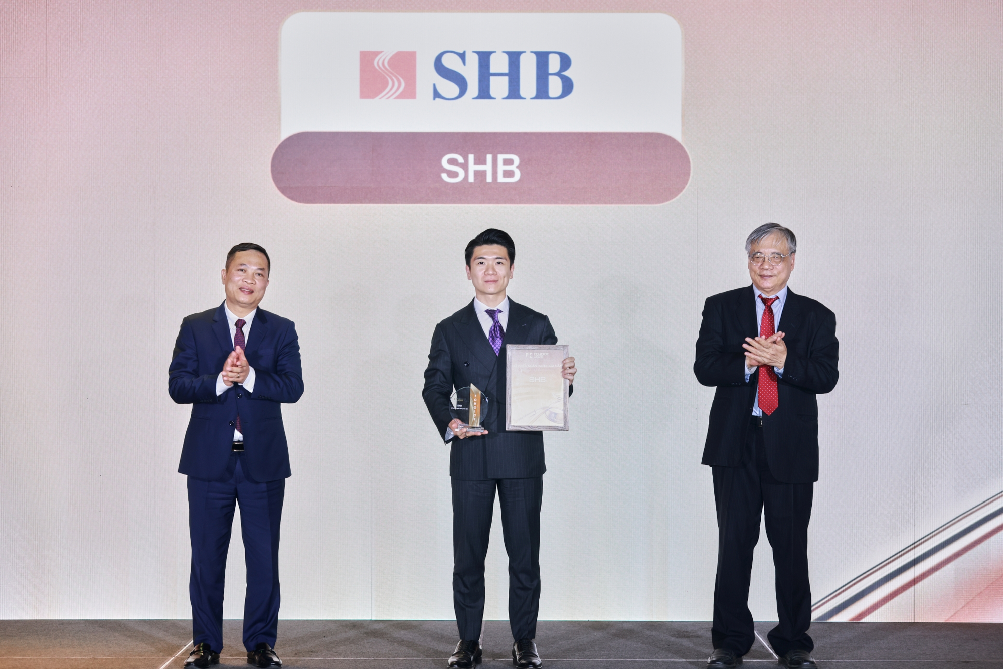 Lễ vinh danh FChoice 2025 - Ảnh 16.