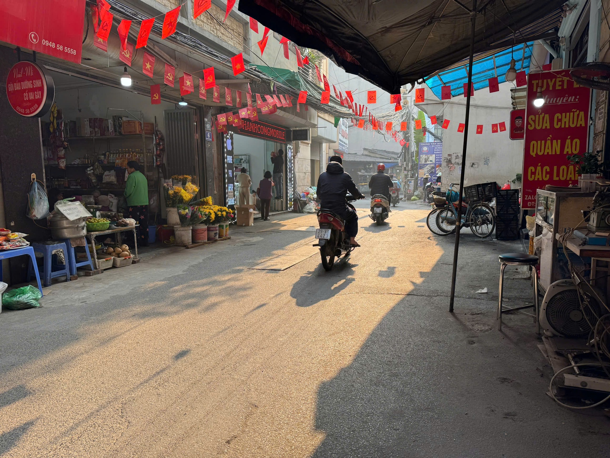 Hà Nội thực hiện xoá bỏ chợ cóc theo lộ trình - Ảnh 8.