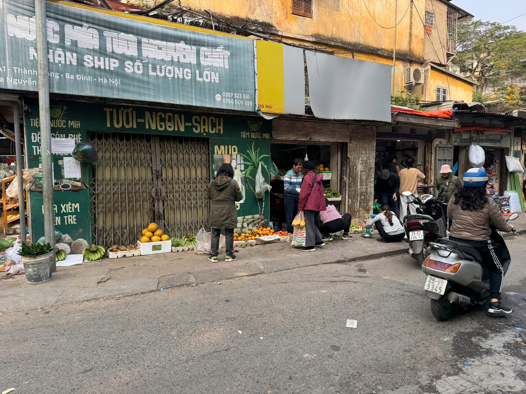 Hà Nội thực hiện xoá bỏ chợ cóc theo lộ trình - Ảnh 5.